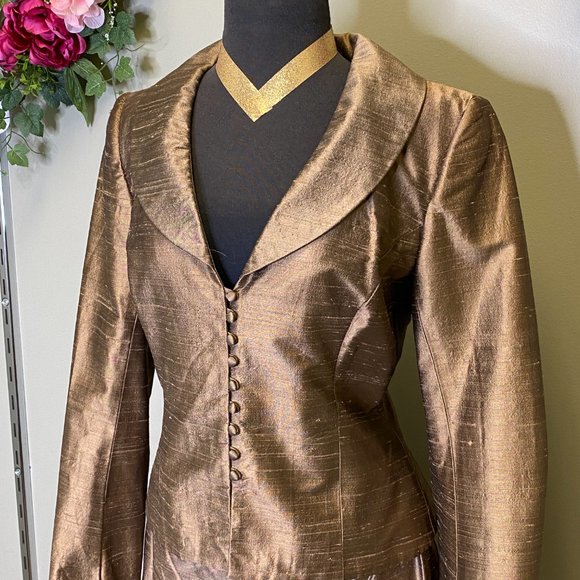 Gorgeous Acorn, Size 10, Jacket and Skirt Combo by Watters & Watters - Picture 3 of 6